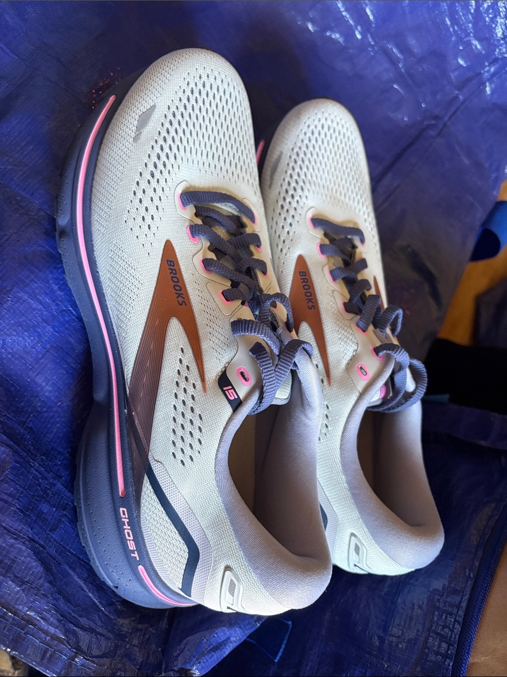 Brooks Women's Ghost Running Shoes in Cream, Brown & Pink Trim - Picture 2 of 3